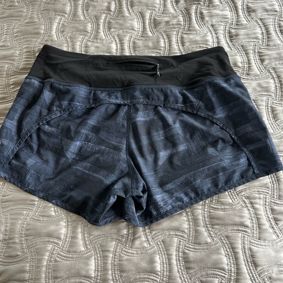 Lululemon Speed Shorts 4” Inseam Blue Athletic Running Shorts 4 Way Stretch Sz 8 - Picture 2 of 6